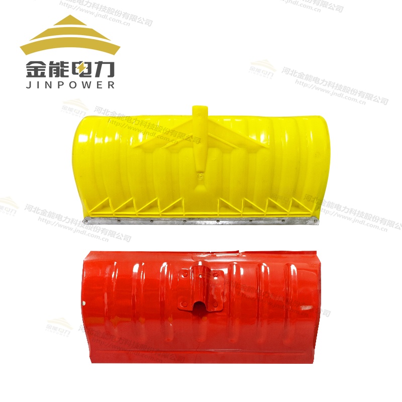 復(fù)合PE/鐵質(zhì)雙材質(zhì)推雪板加強(qiáng)筋設(shè)計(jì)